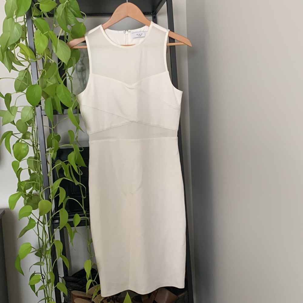 🤍 ALI & JAY White Bodycon Dress